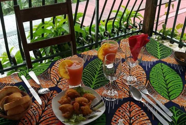 Cocktails, pains et beignets créoles Martinique